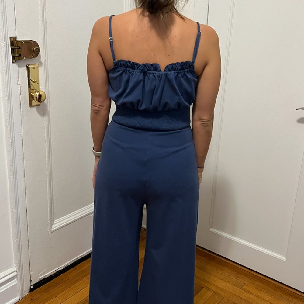 jumpsuit - Picture 4 of 4